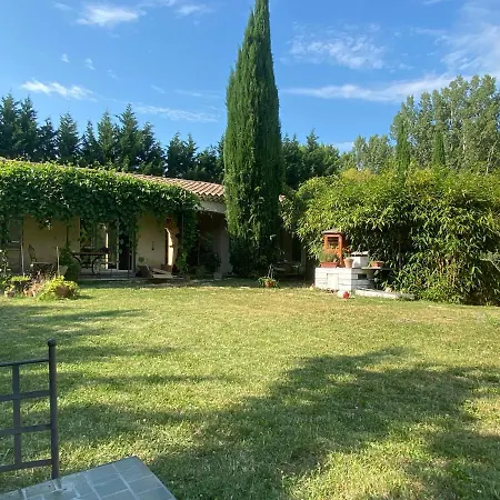 Les Trois Cypres Homestay